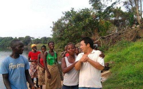 永年新娘吃瓜,揭秘婚嫁习俗中的趣味故事